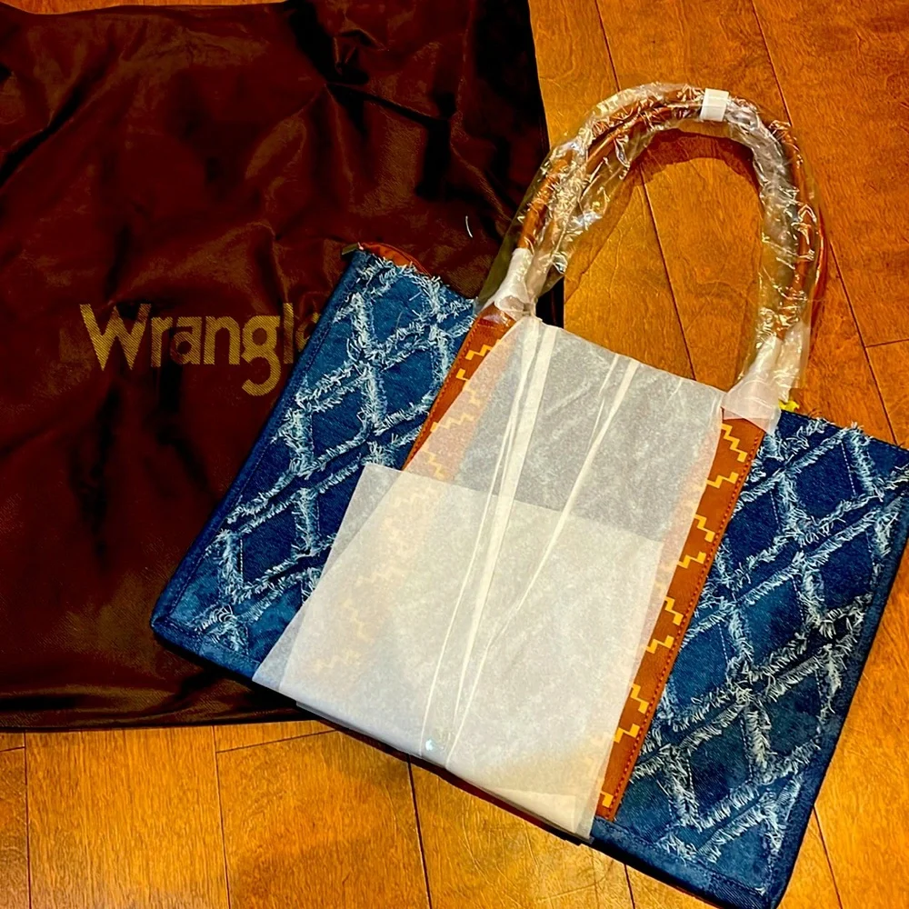 Wrangler Denim Wide Canvas Tote- New - Picture 1 of 3